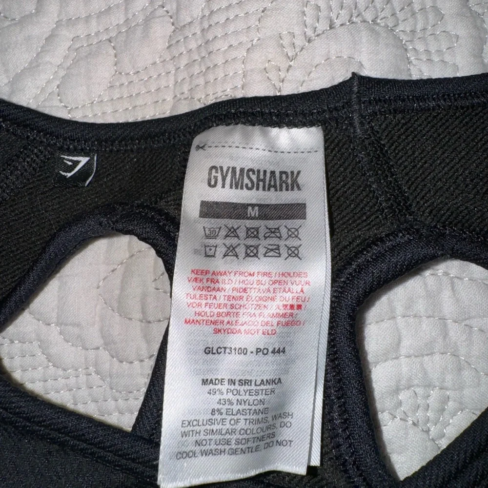 5- ULTRA SEAMLESS GYMSHARK CROP TOPS- BLACK, BLUE, PINK, TEAL, & ORANGE MEDIUM - Picture 2 of 15